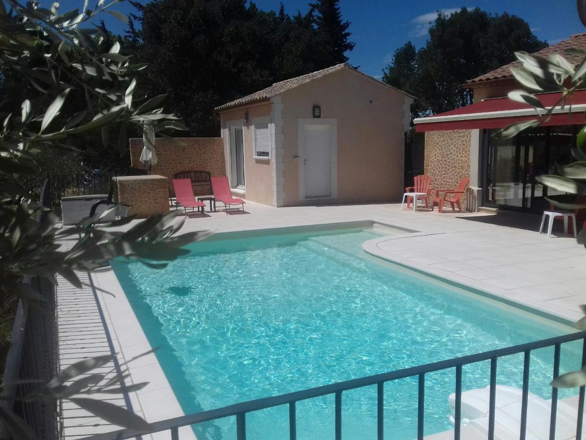 La Clastre Location D'Un Studio Avec Piscine Et Clim Pres D'Uzes Bourdic المظهر الخارجي الصورة